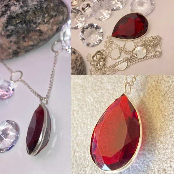 Elegant Garnet Gemstone Handmade Pendant Necklace - Picture 4 of 4